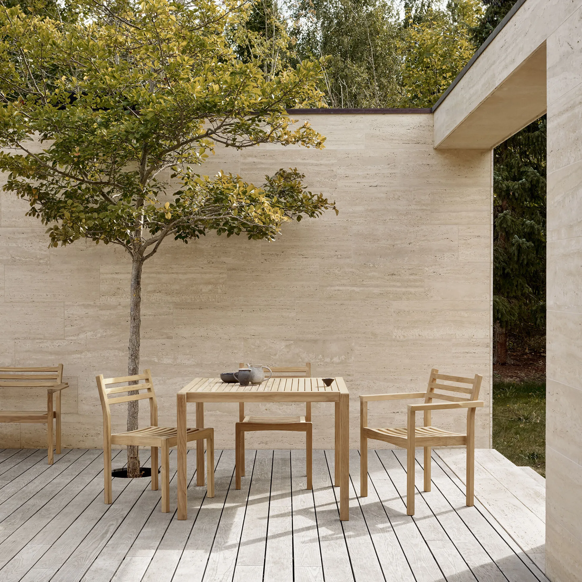 AH502 Outdoor spisbordsstol med armlæn