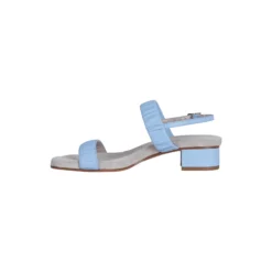 Angie Sandal Sea, sea