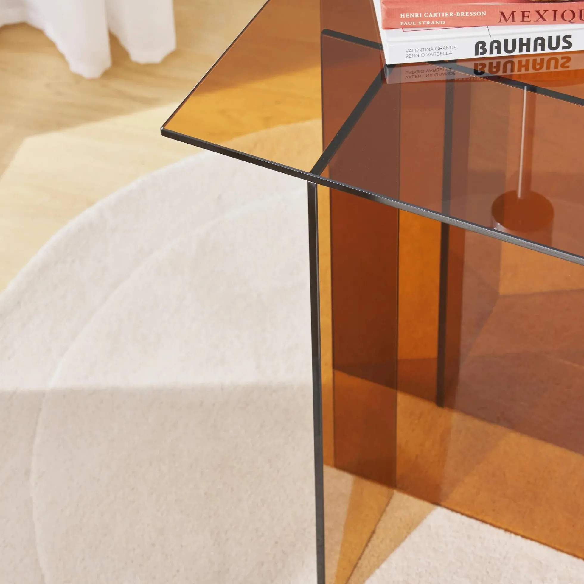 Anouk Glass Side Table, brown transparent