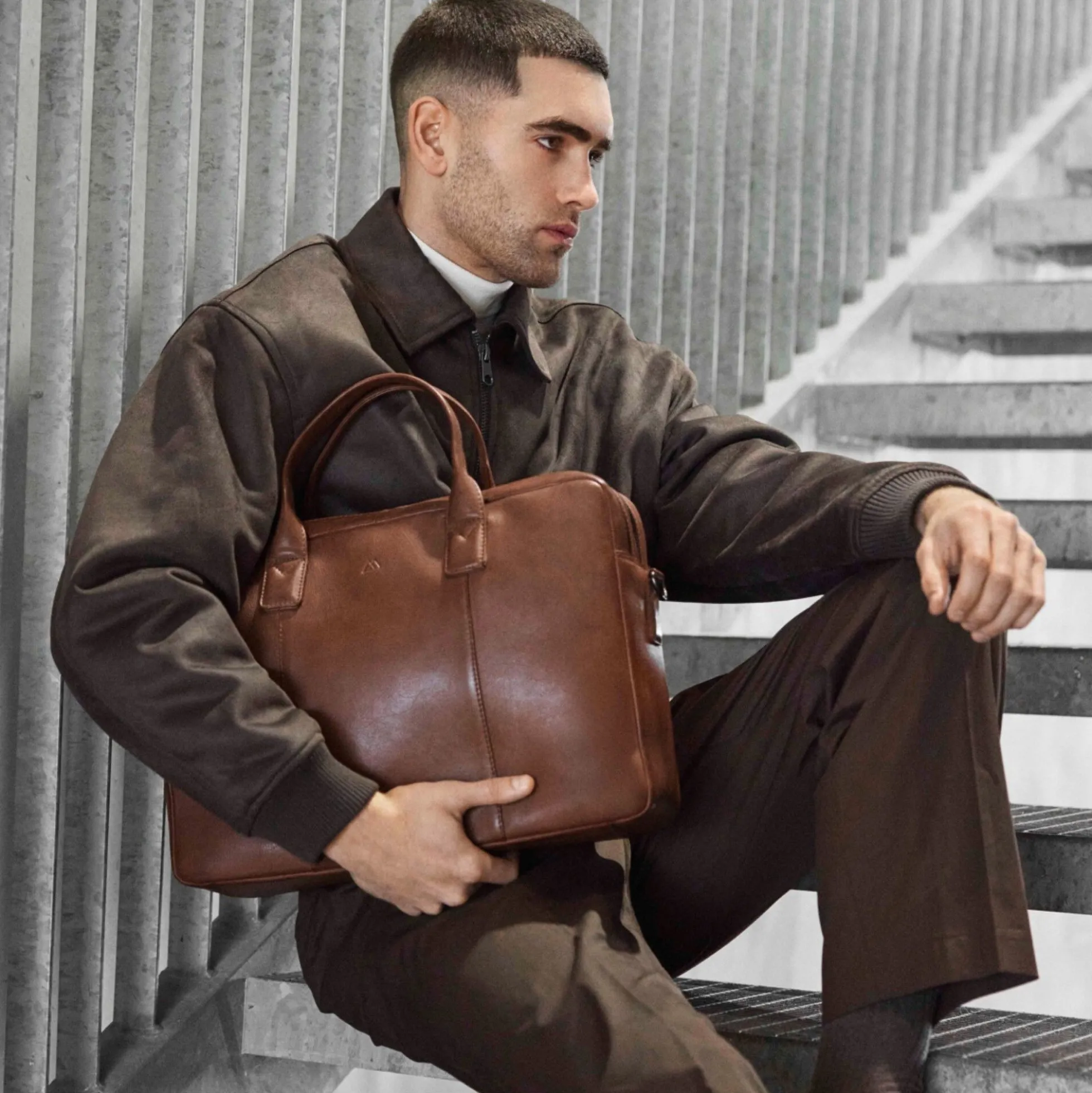 AshtonMBG Laptop Bag, cognac