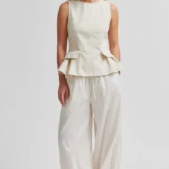 Avida Trousers, eggnog