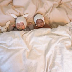Baby sengetøj, classic stripes camel