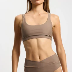 Bikini Bottom Brief Bay, walnut