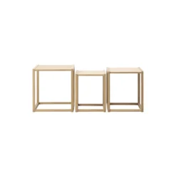 BM375 Nesting Tables, light oiled oak