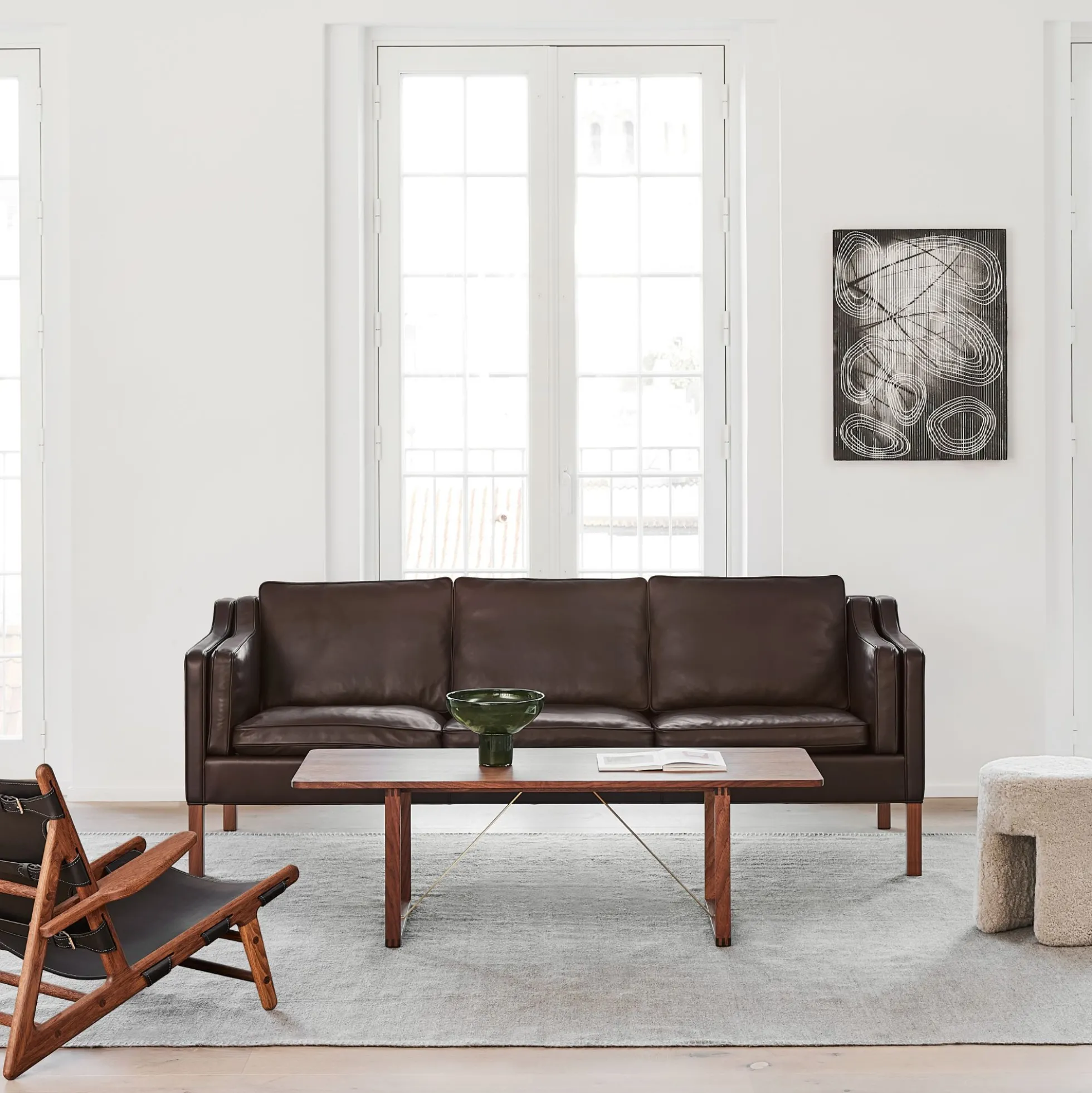 BM67 sofabord, olieret valnød/messing