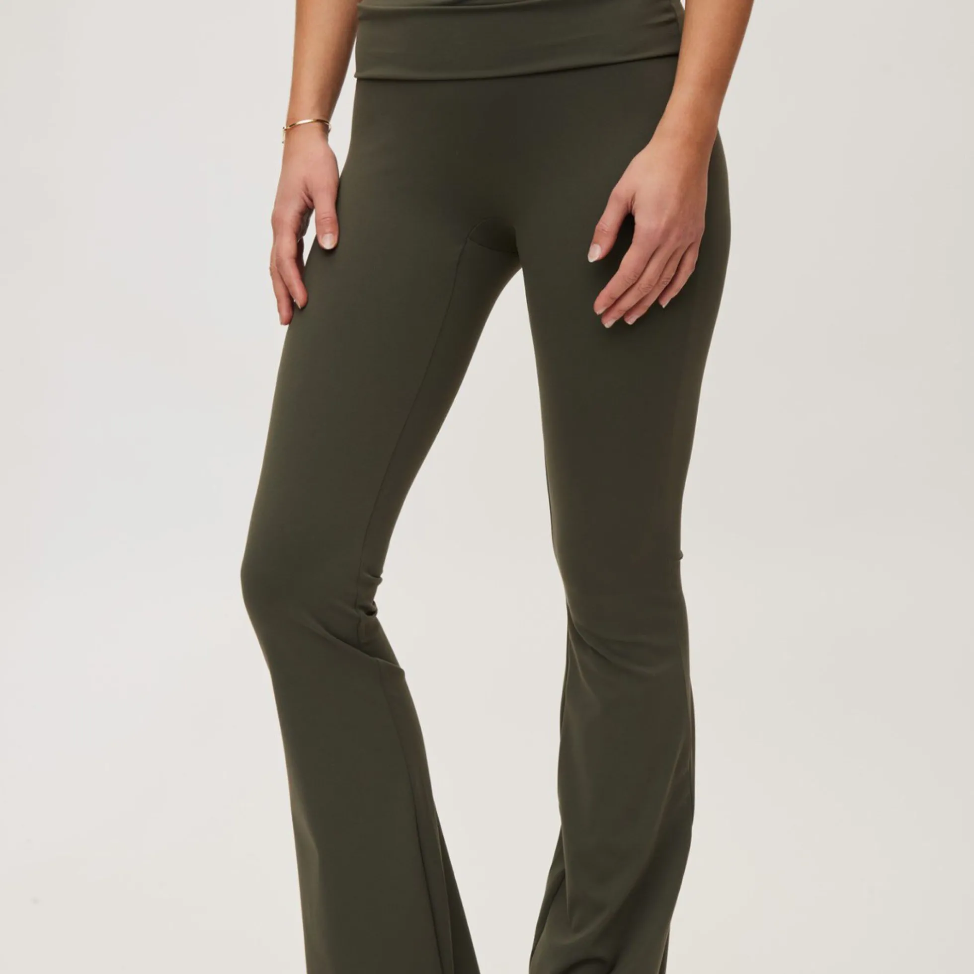 Butter Soft Flare Tights All day, charcoal olive