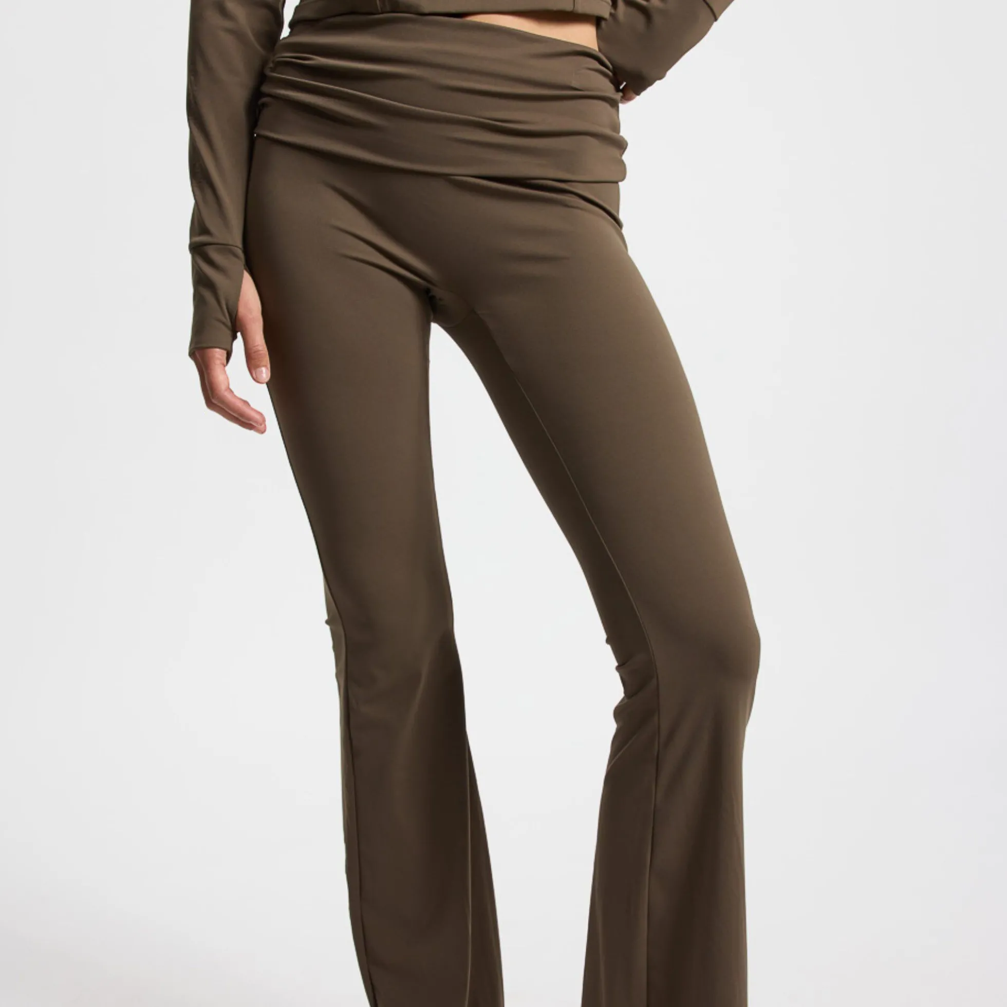 Butter Soft Flare Tights All day, dark brown