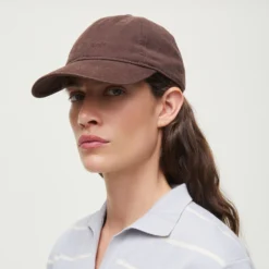 Cap, brown