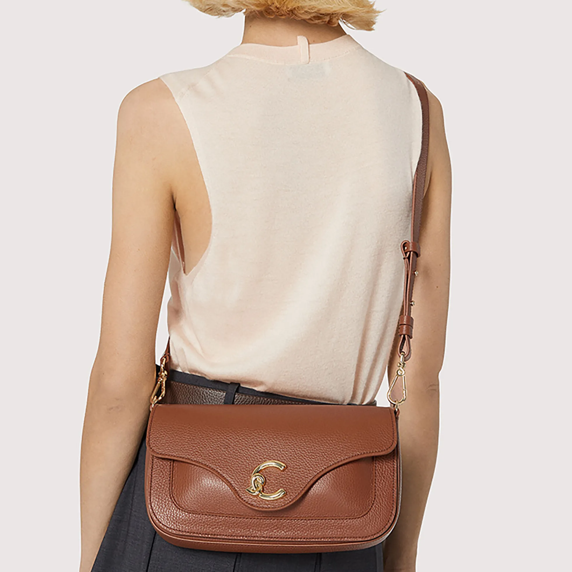 Coccinelle C-Me, cognac