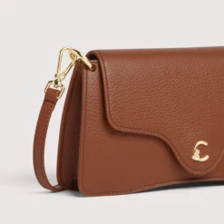 Coccinelle C-Me, cognac