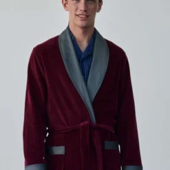 Davos Dressing gown, bordeaux with sliver collar