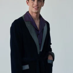 Davos Dressing gown, navy with sliver collar
