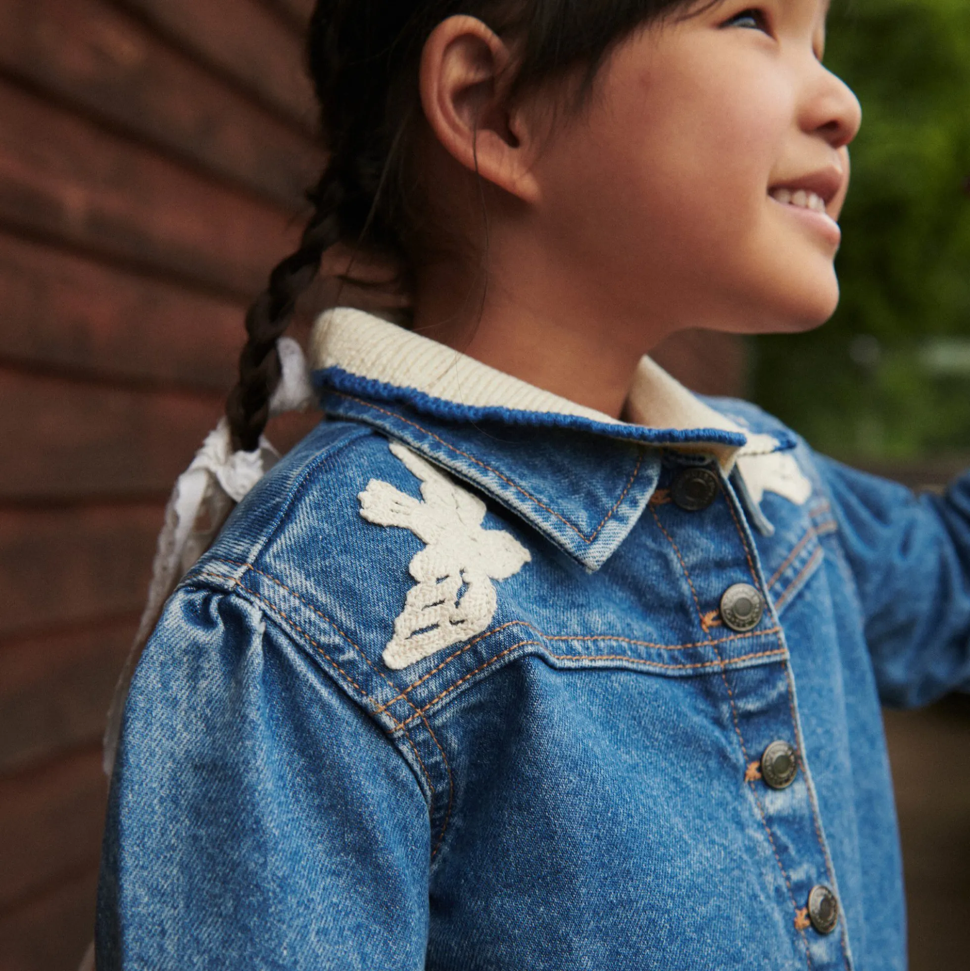 Denim Frill Jacket w. Crochet Doves