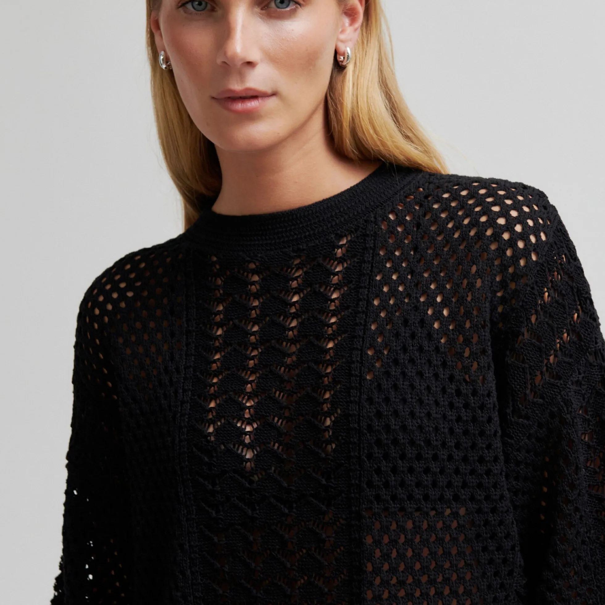 Deya Knit O-Neck, black