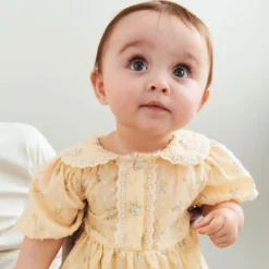 Dress S/S Adele, barely apricot flowers
