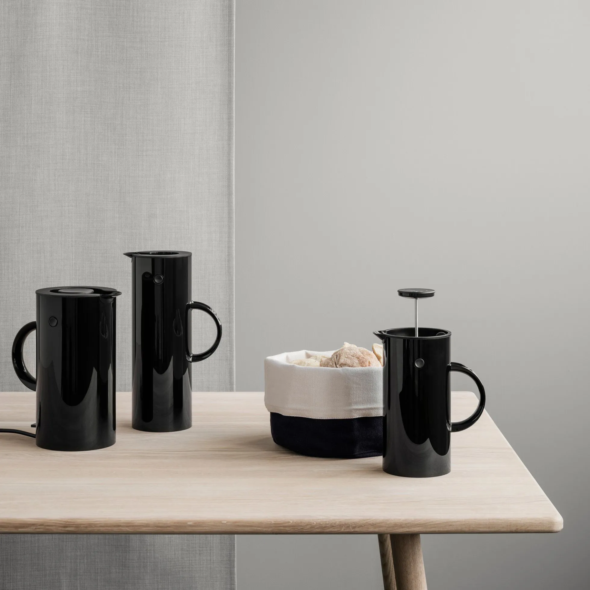 EM77 Elkedel 1,5 L, black