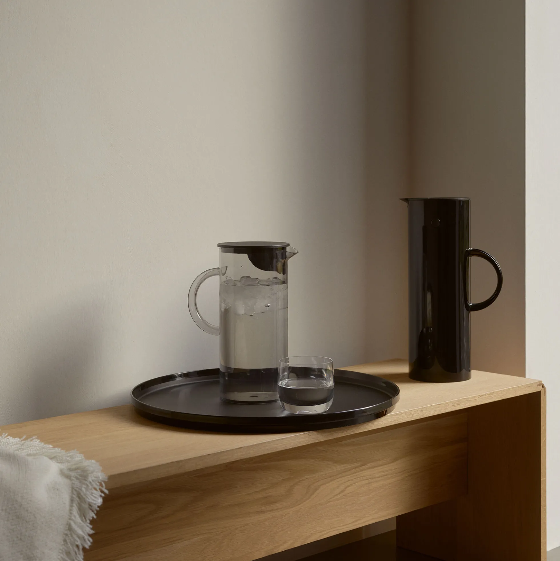 EM serveringsbakke Ø 40, black