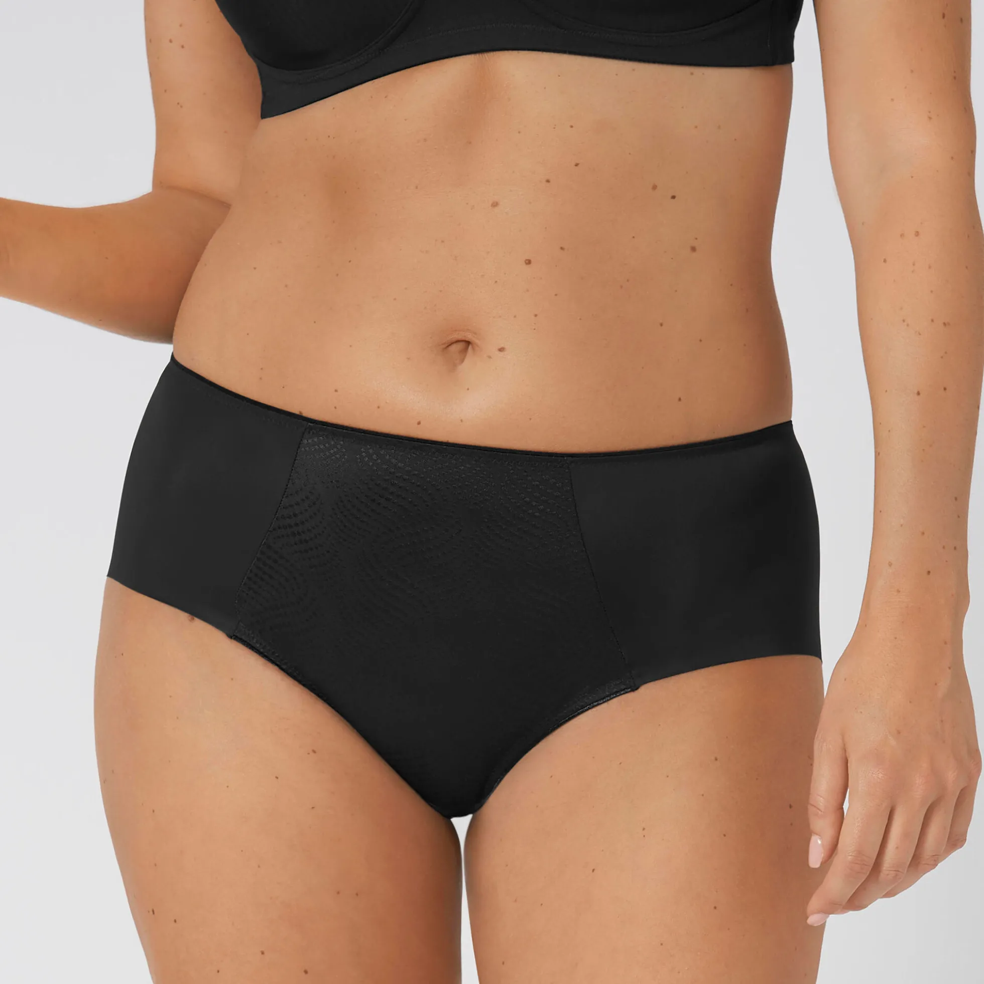 Essential Minimizer hipster trusse, black