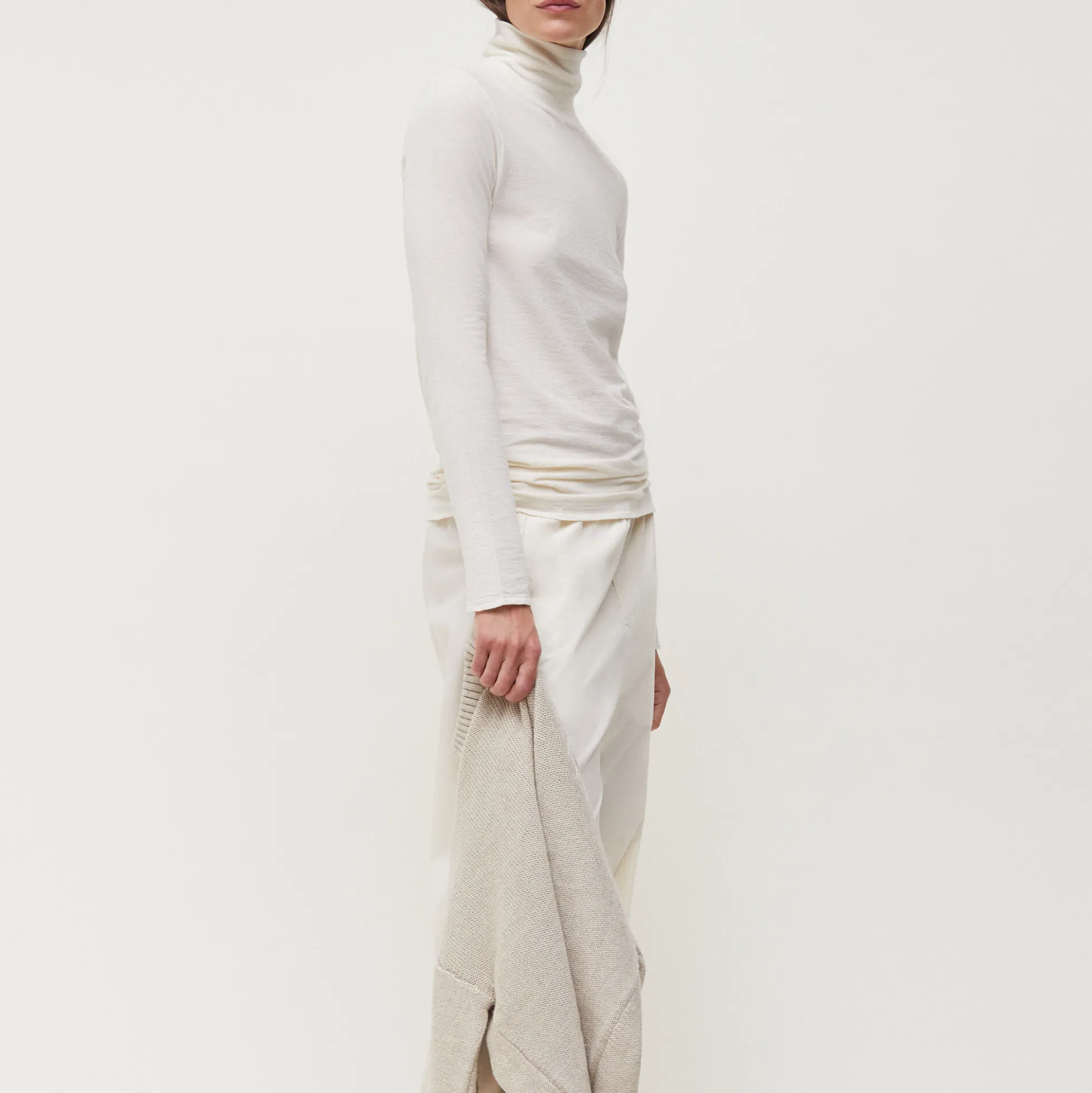 Gentle Turtleneck, pure ecru