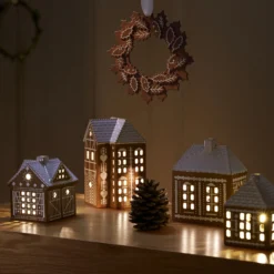Gingerbread Lyshus Julestald
