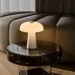 Glossy Mini Portable bordlampe, hvid