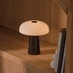 Glossy Mini Portable bordlampe, sort