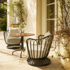 Grace Outdoor Lounge Chair, black