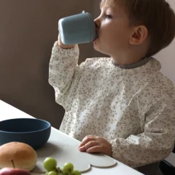 Hagesmæk med ærmer, lierre