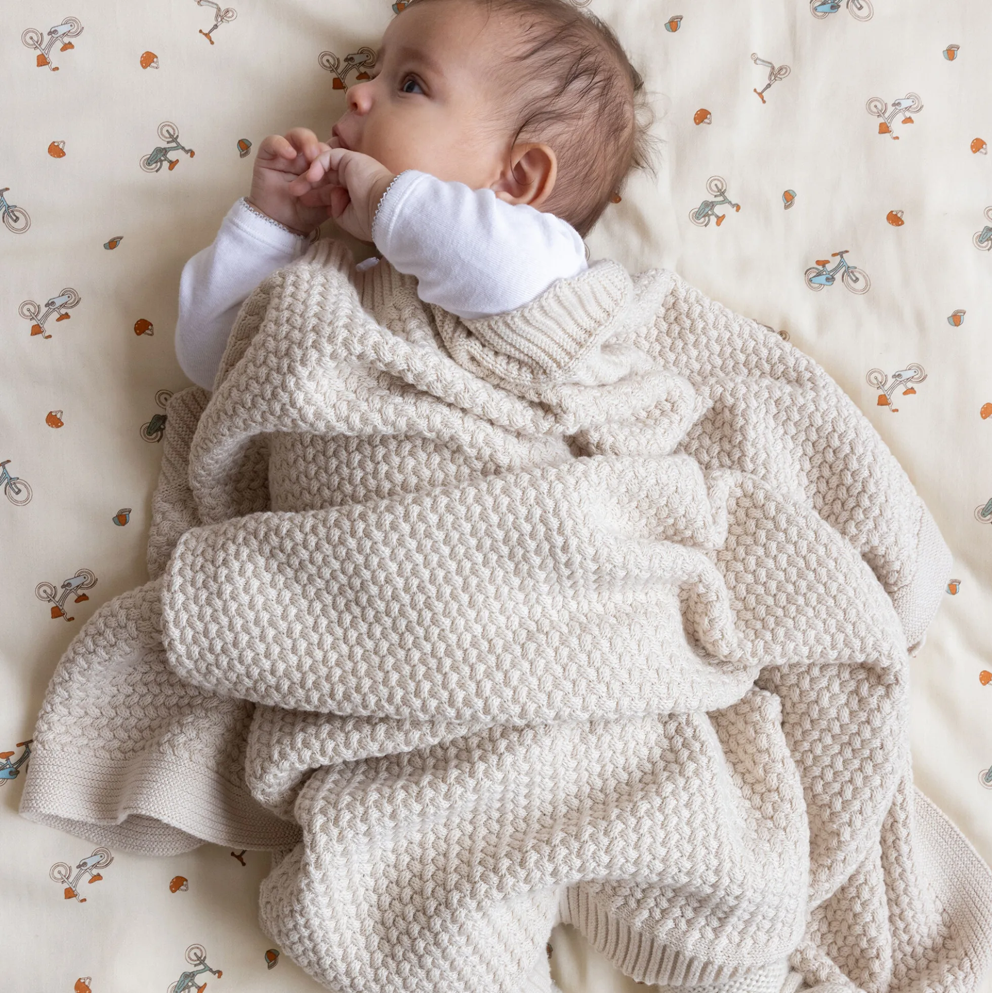 Harper baby striktæppe, off-white