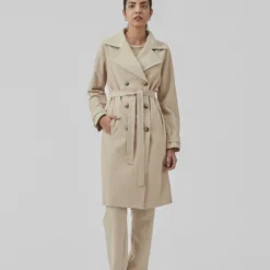 Hiro Jacket, powder sand