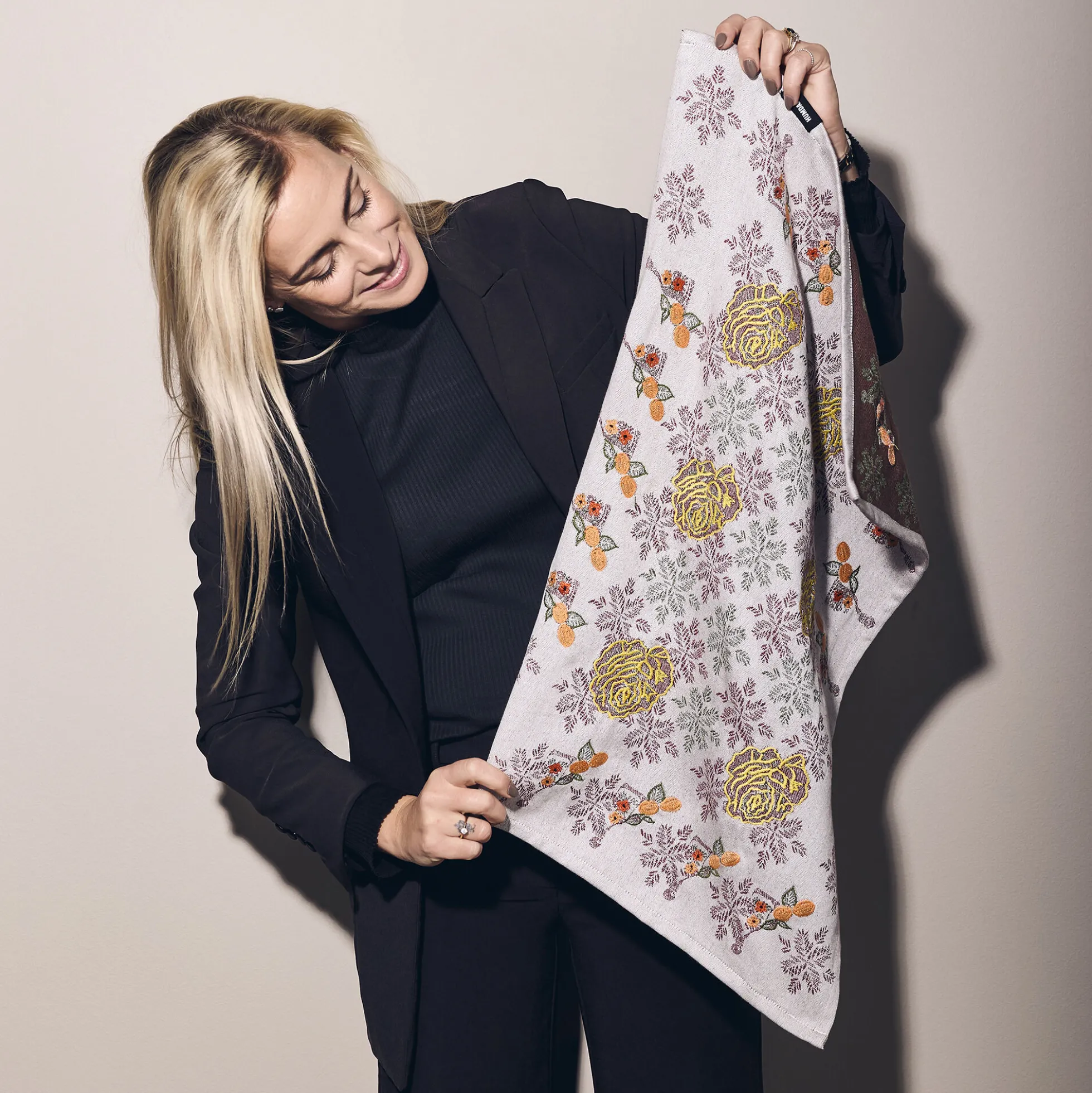 Jacquard & Broderet økologisk viskestykke