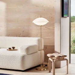 JU01 Utzon skammel, white oiled beech