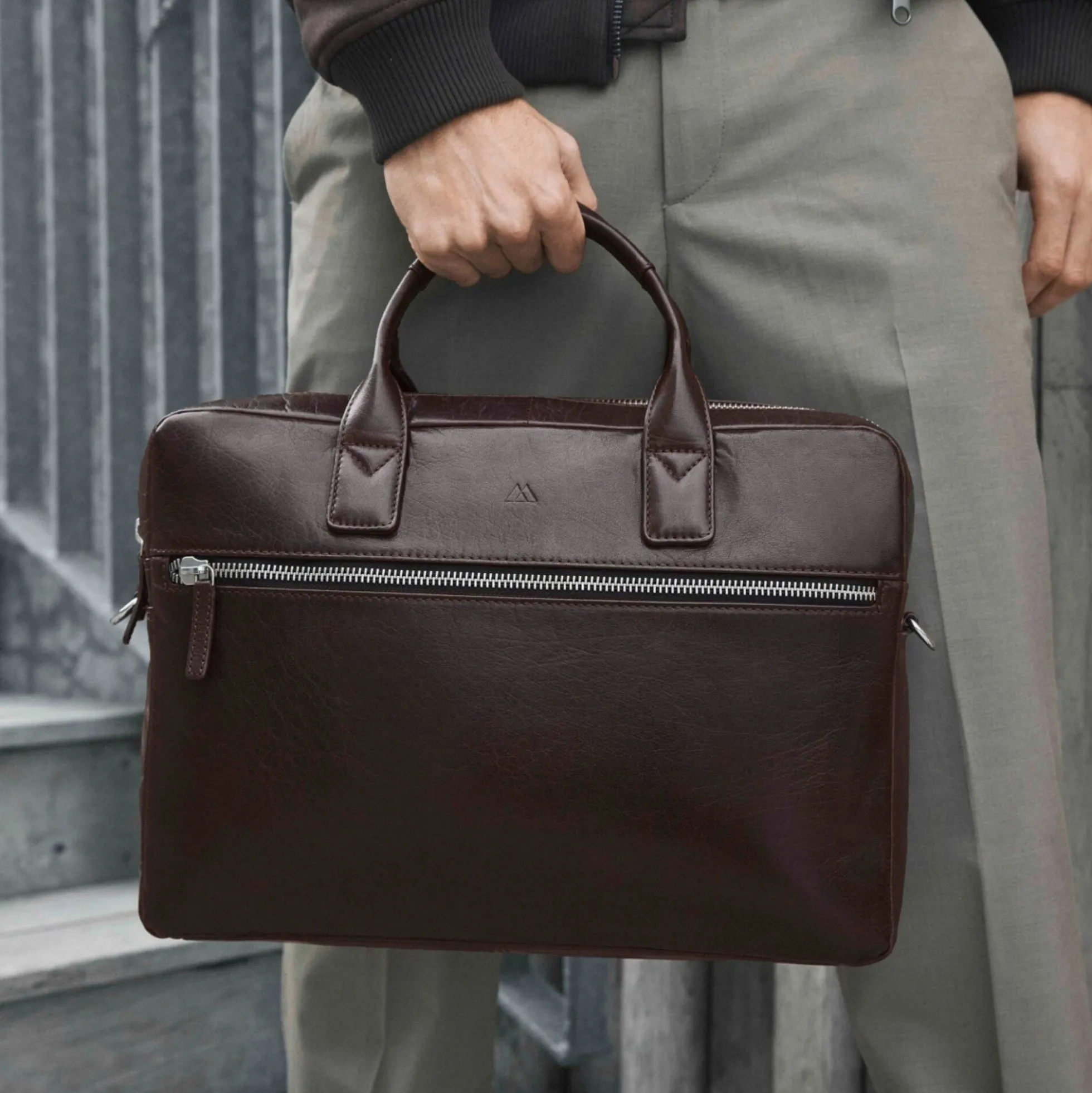 KingstonMBG Laptop Bag, espresso brown