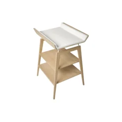 Leander Linea™ puslebord med skumhynde, oak