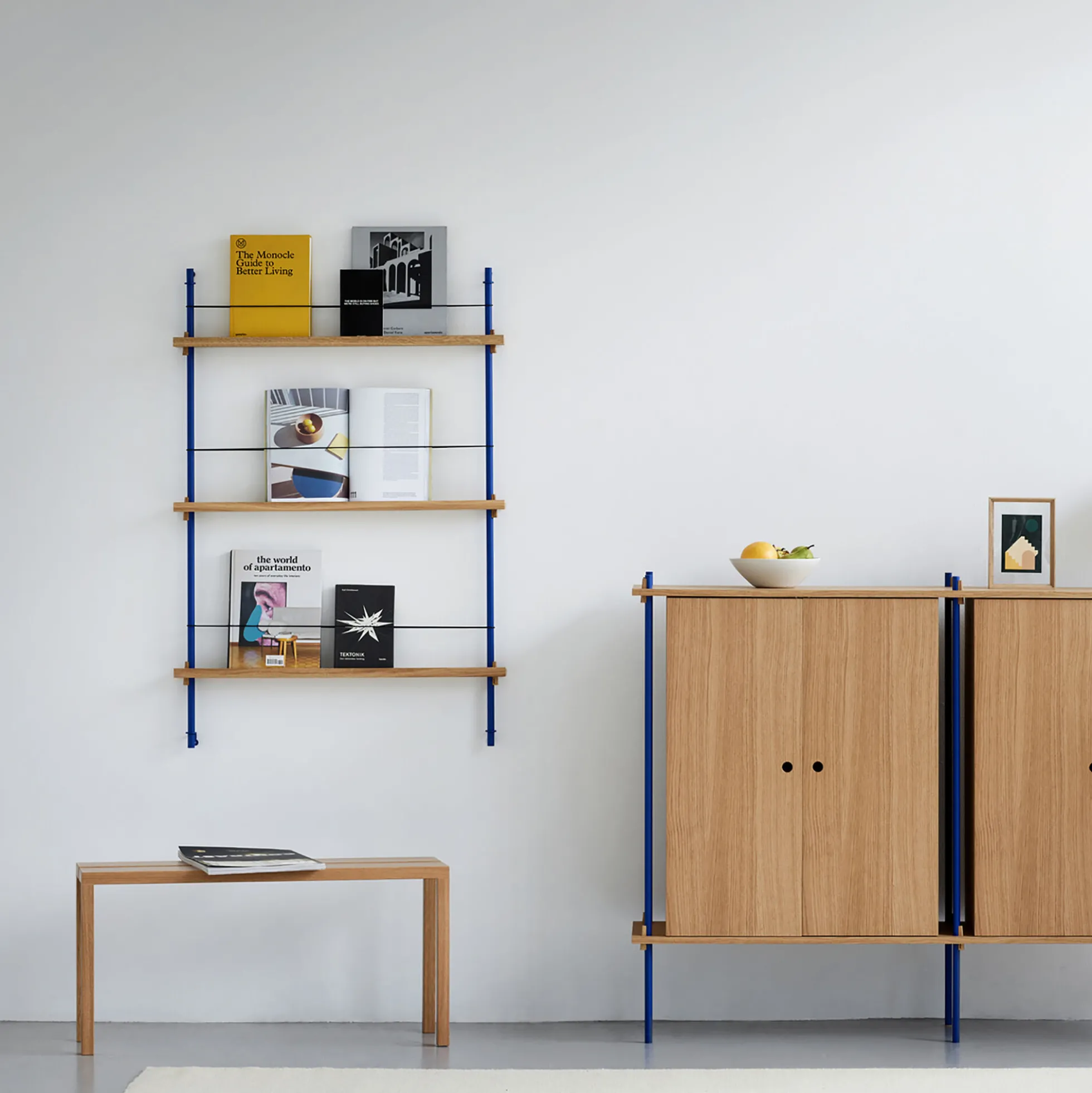 Magazine Shelving Medium, oak/deep blue