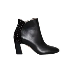 Mathilde Studs, black
