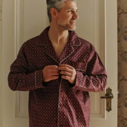 Megeve Pyjamas, bordeaux off white print/grey piping