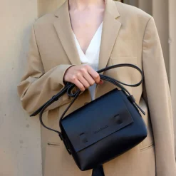 METRO Cross Body, black