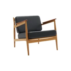 Model 107 loungestol, sort