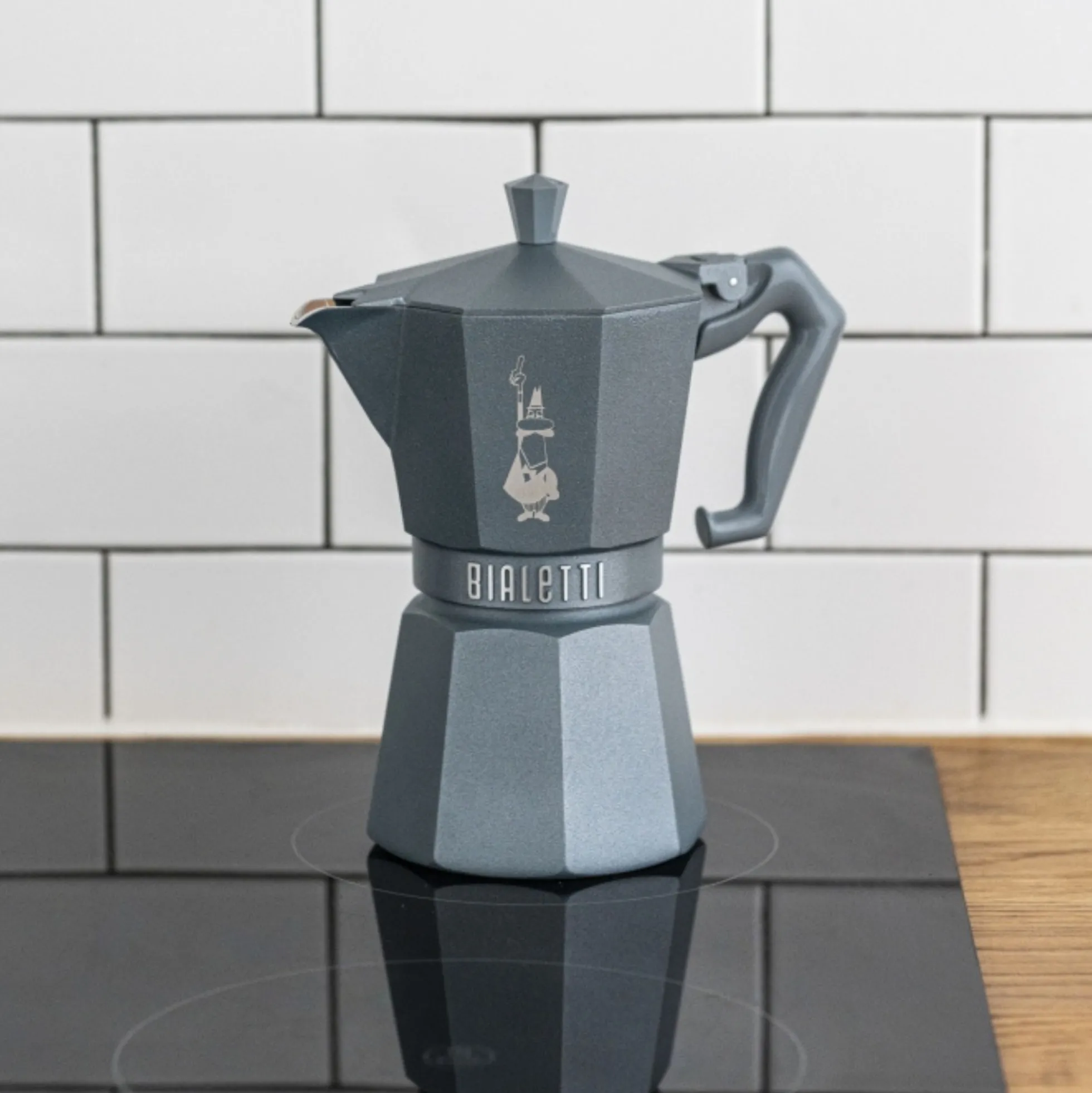 Moka Exclusive Full Induction espressokande 6 kopper, grå