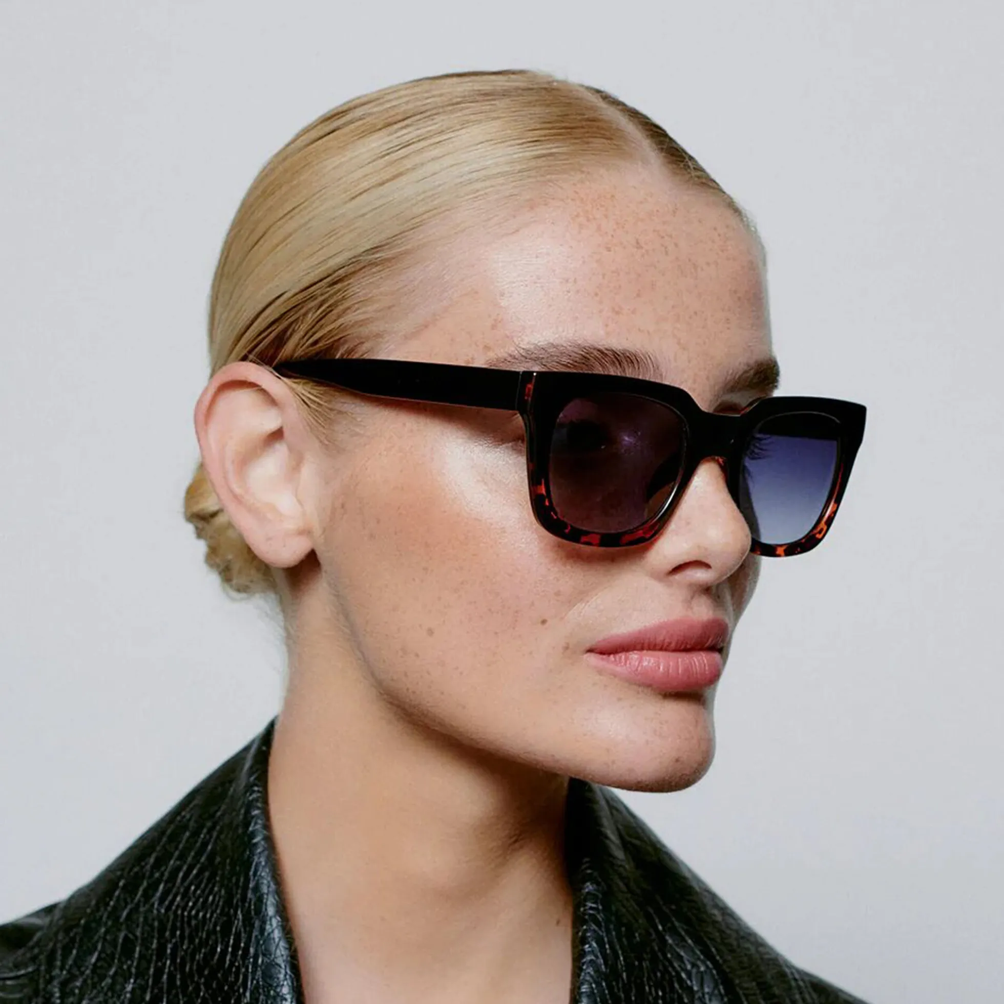 Nancy Solbriller, black demi tortoise