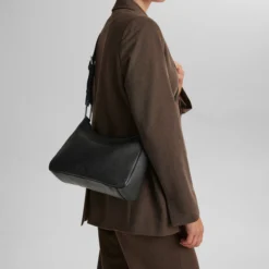 NuriaMBG Crossbody Bag Grain, black