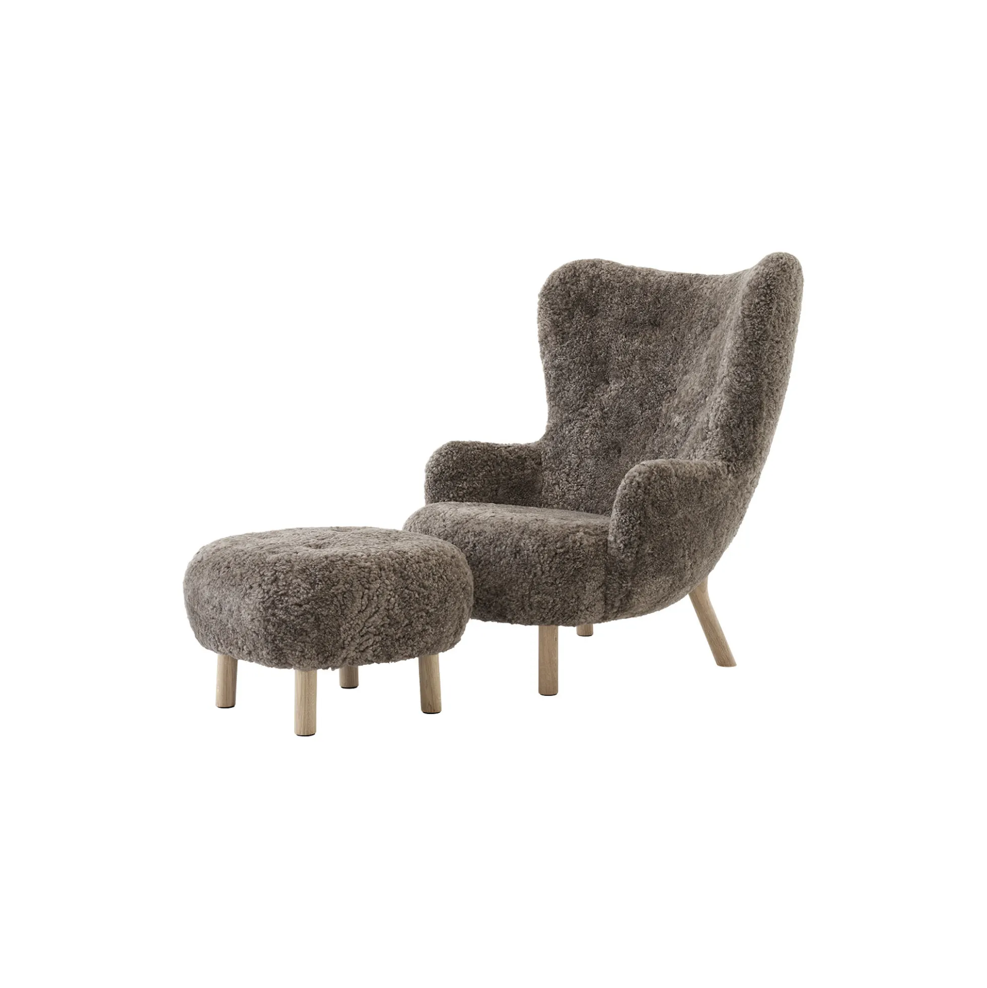 Petra VB3 Lounge Chair, Sheepskin Sahara/oiled oak