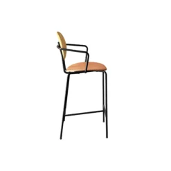 PIET HEIN Counter Chair with Arms, olieret eg/Silk Cognac