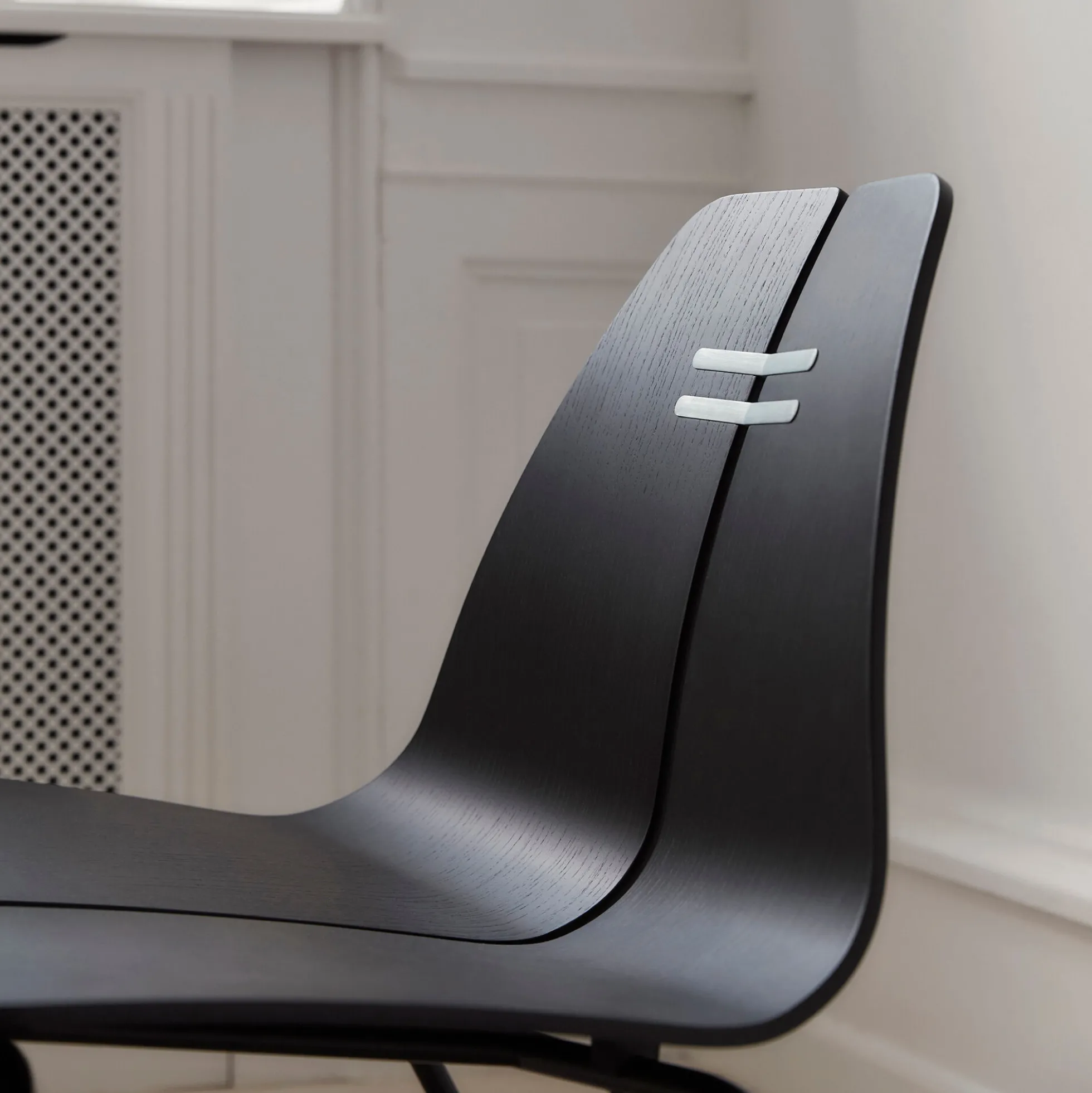 PK23™ loungestol, sortfarvet ask/sort