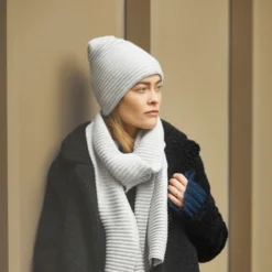 Pleece Beanie, light grey