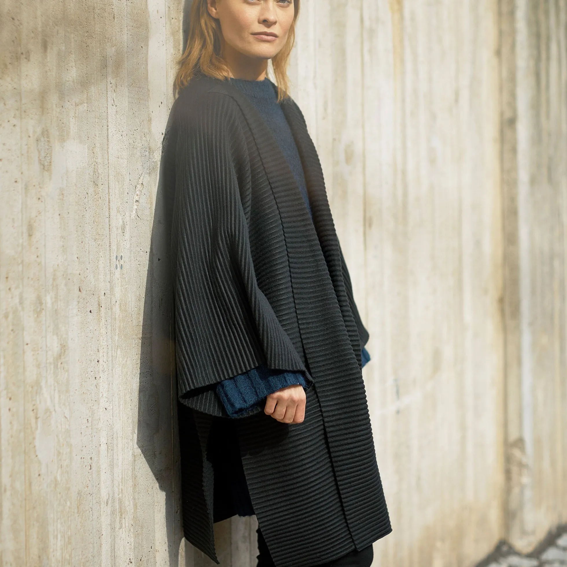 Pleece Jacket, black