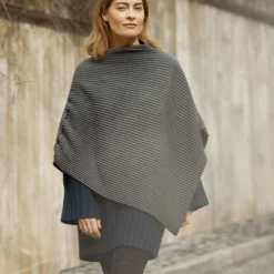Pleece Poncho, dark grey