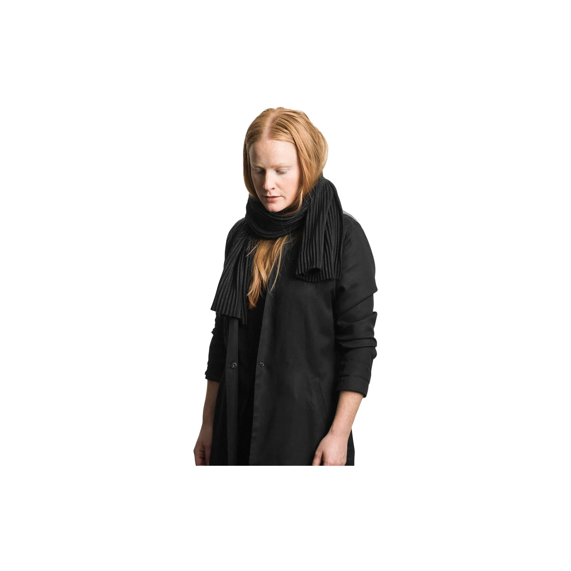 Pleece Short Scarf, black