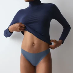 Pretty Micro String, indigo veil